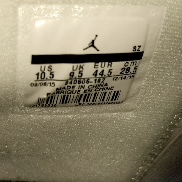 NWOB Nike Air Jordan 4 Retro White Cement Sneakers Men's 840606-192 Sz 10.5